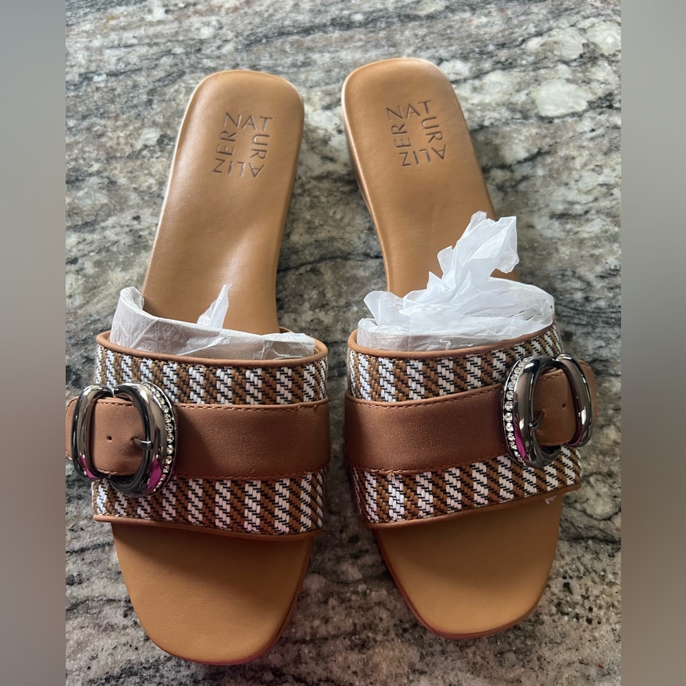 Naturalizer- Santiago Slide Sandal Brown 8.5